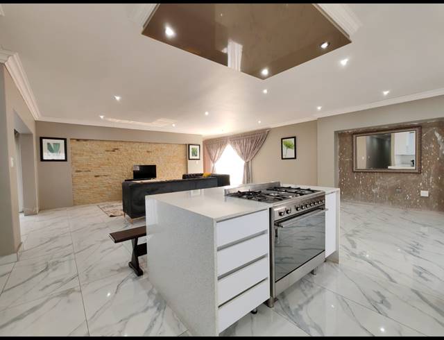 3 BEDROOM HOUSE FOR SALE IN THREE RIVERS EAST